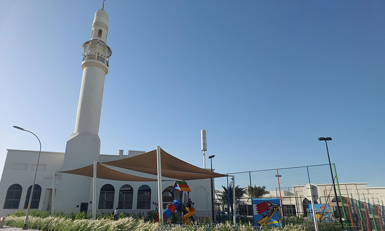 استكمال أعمال تشييد المركز الخدمي في مشروع جيوان السكني بديار المحرق